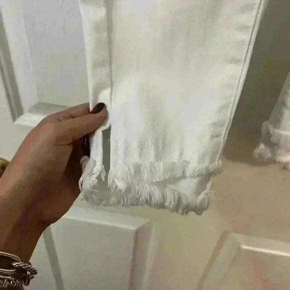 KanCan White Skinny Distressed Jeans - Picture 5 of 5